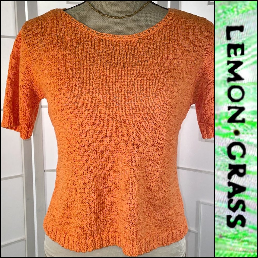 Lemon Grass Cropped Orange Scoop Neck Sweater short sleeves
